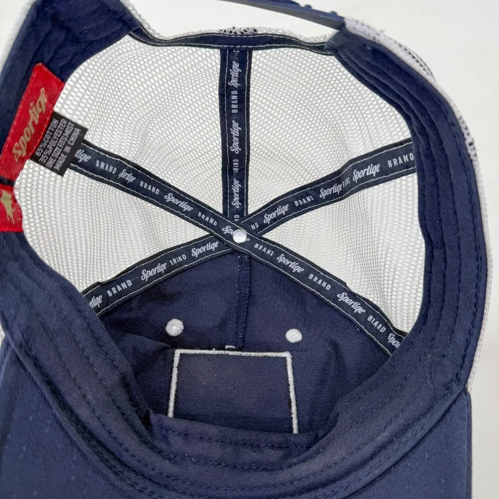 Sportiqe trucker style